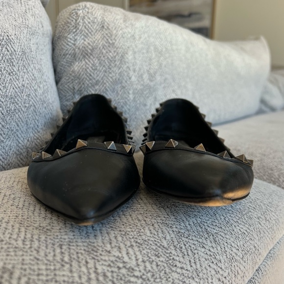 Rockstud Pointed Toe Ballerina Flat - Picture 2 of 15